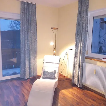 Sylvias Burgblick Lägenhet *